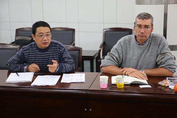澳大利亚James Cook大学地球与环境科学色播院长来我院洽谈合作事宜